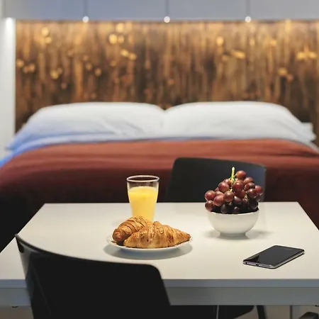 Living Showroom Behounska Apartment