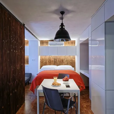 Appartement Living Showroom Behounska
